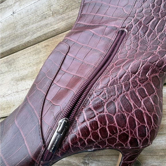 Vince Camuto Fendels Leather Croc Embossed Boots Womens 10 M EU 42s Redwood - Picture 4 of 14